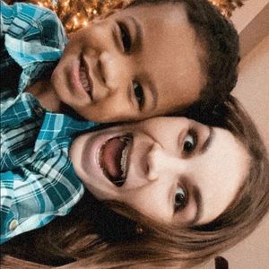 Meet your Posher, Olivia